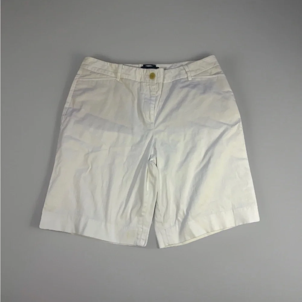 Talbots Perfect Shorts Womens 10 Petite White Cotton Stretch Casual 9" Inseam - Picture 3 of 13